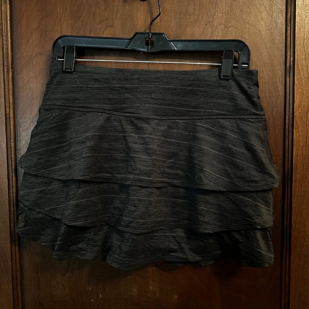 Athleta skirt w/built in shorts